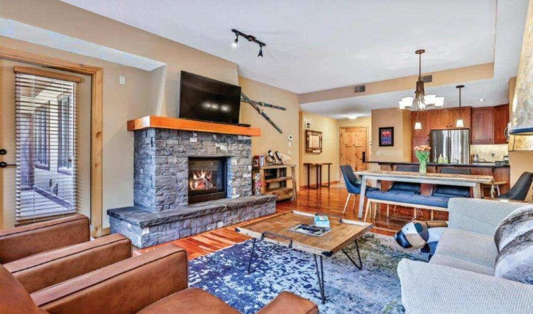 Luxurious Rundle Cliffs Lodge In Spring Creek Canmore Dış mekan fotoğraf